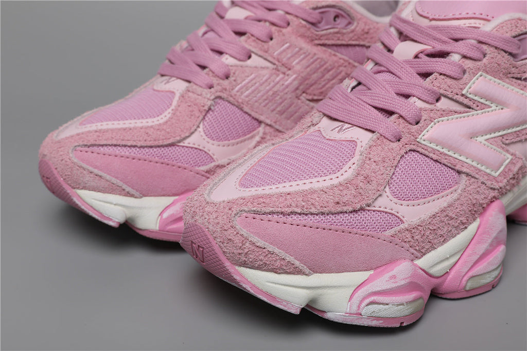 New Balance 9060 Pink