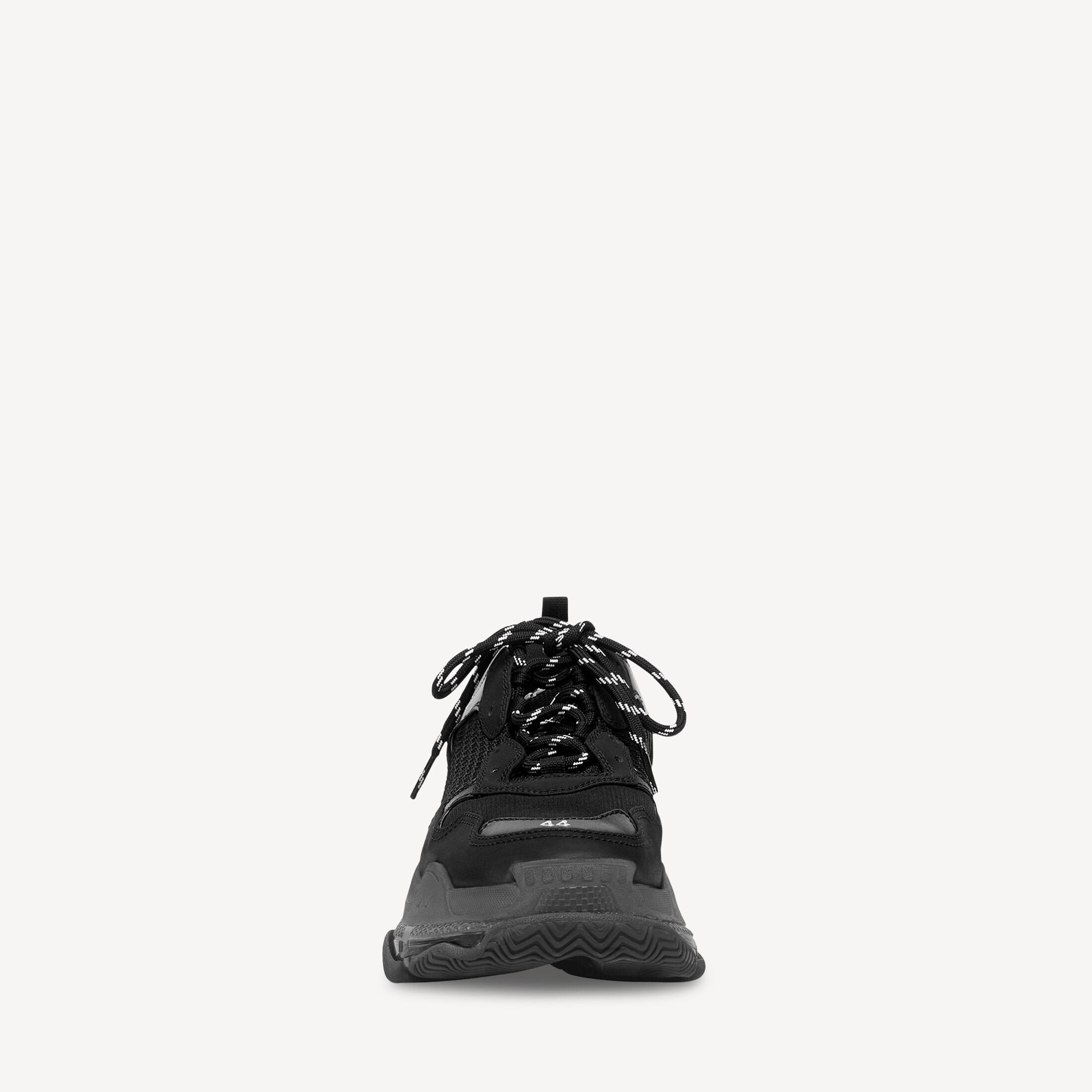 TRIPPLE S SNEAKER IN BLACK