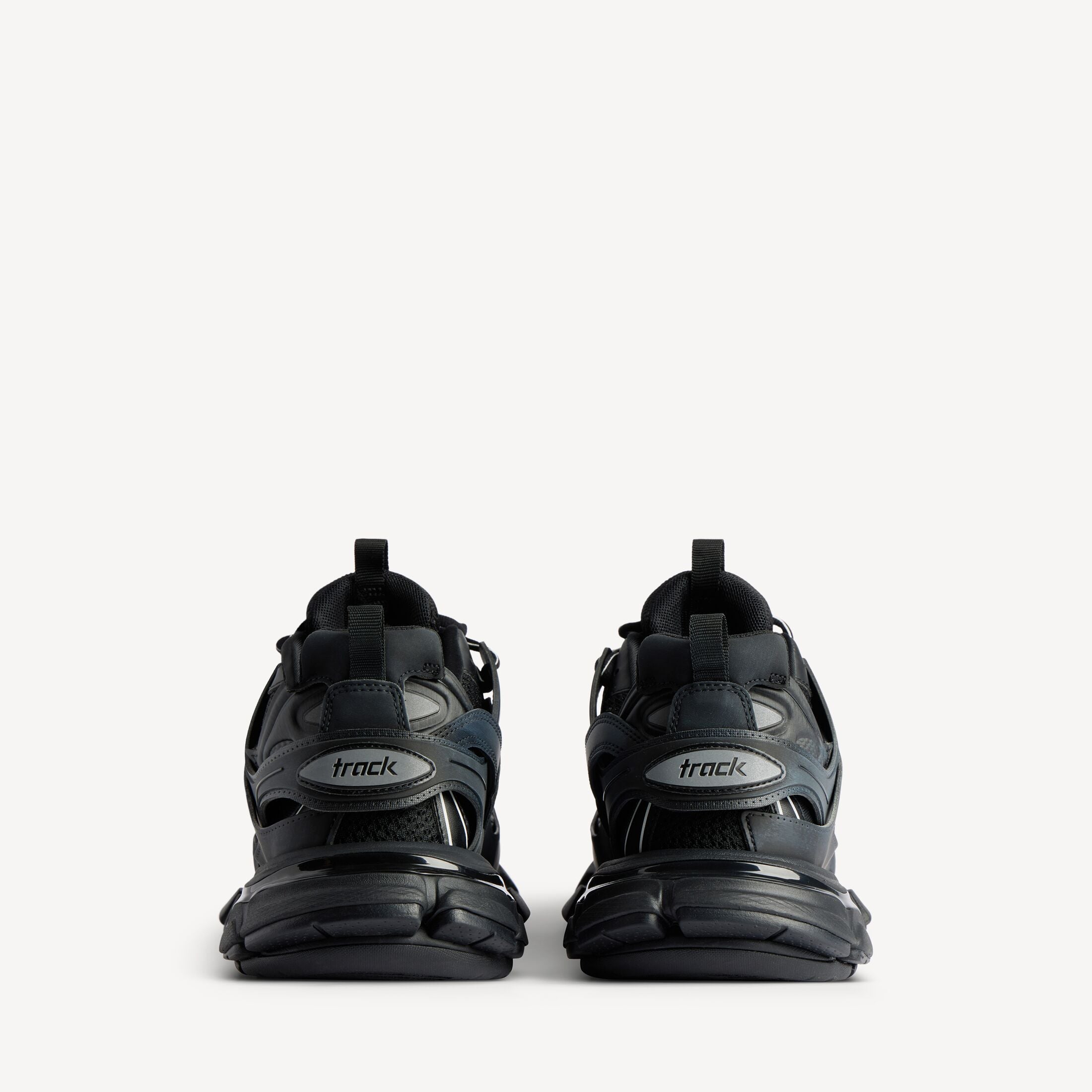 Track Black
