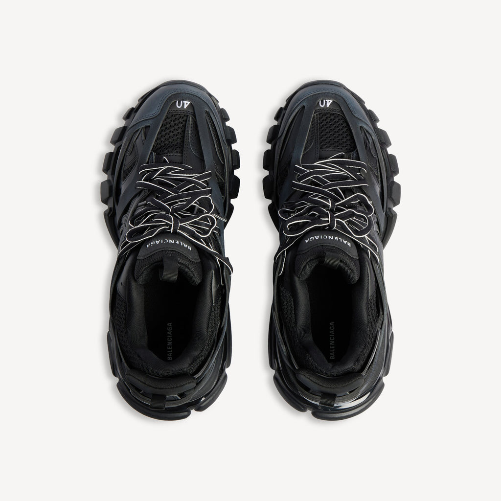 Track Black
