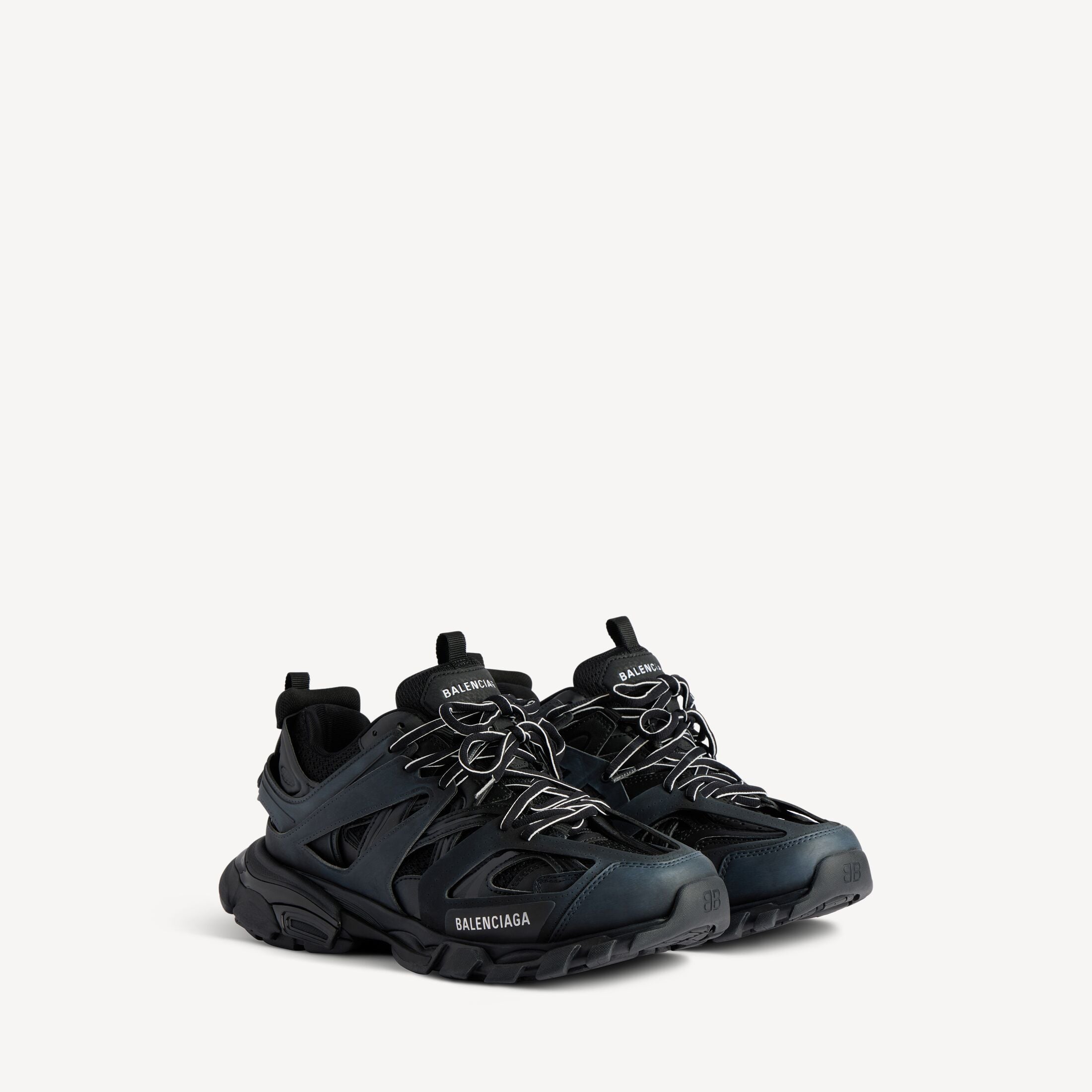 Track Black
