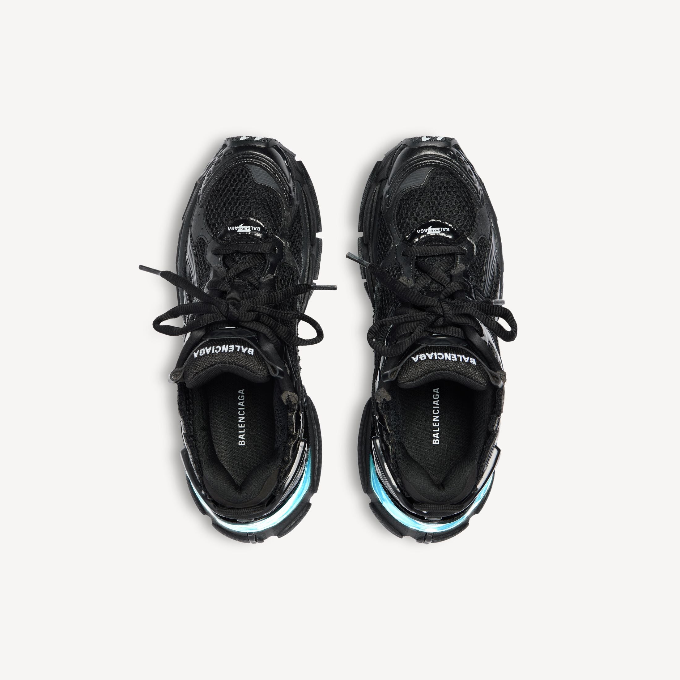 RUNNER LED SNEAKER IN BLACK