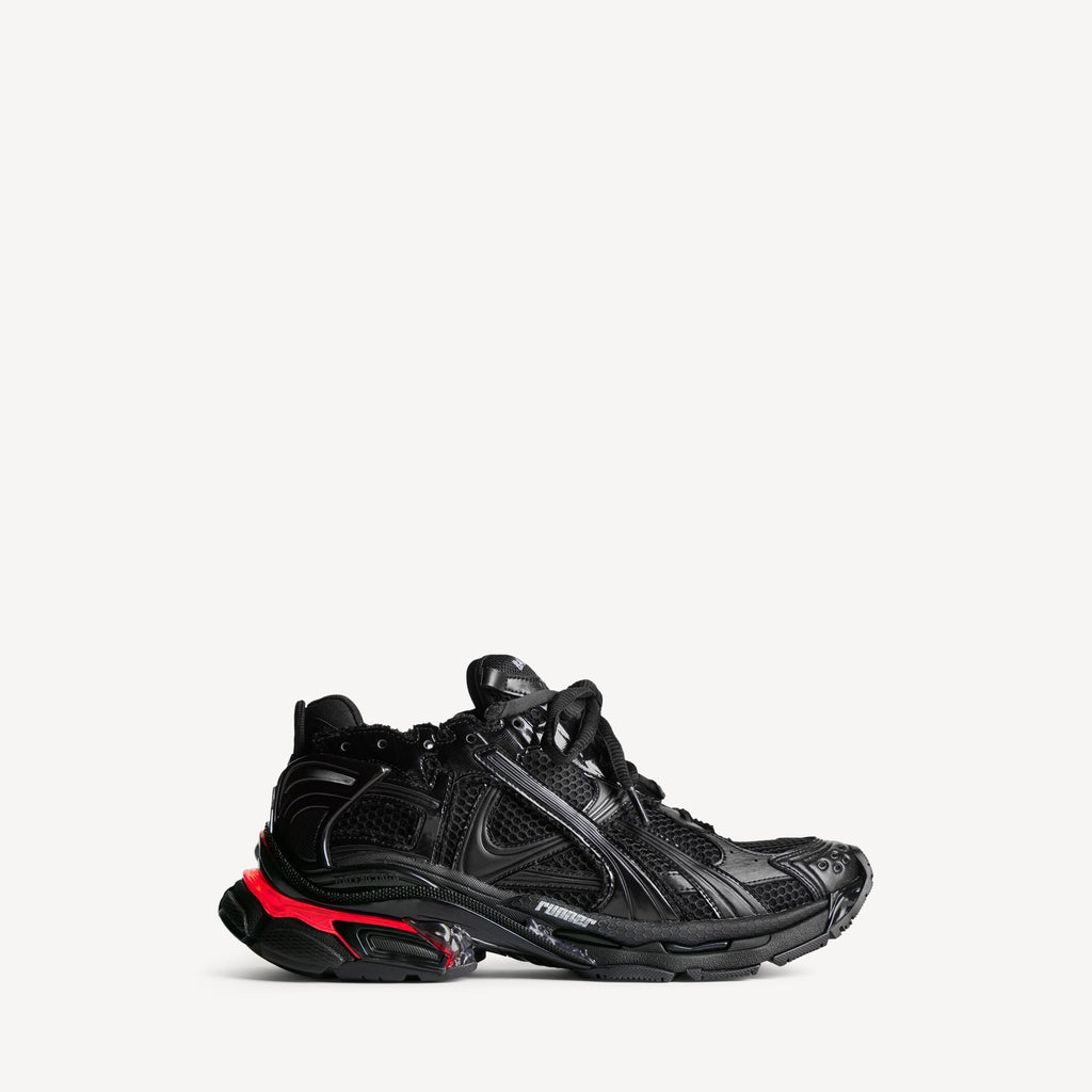 RUNNER LED SNEAKER IN BLACK